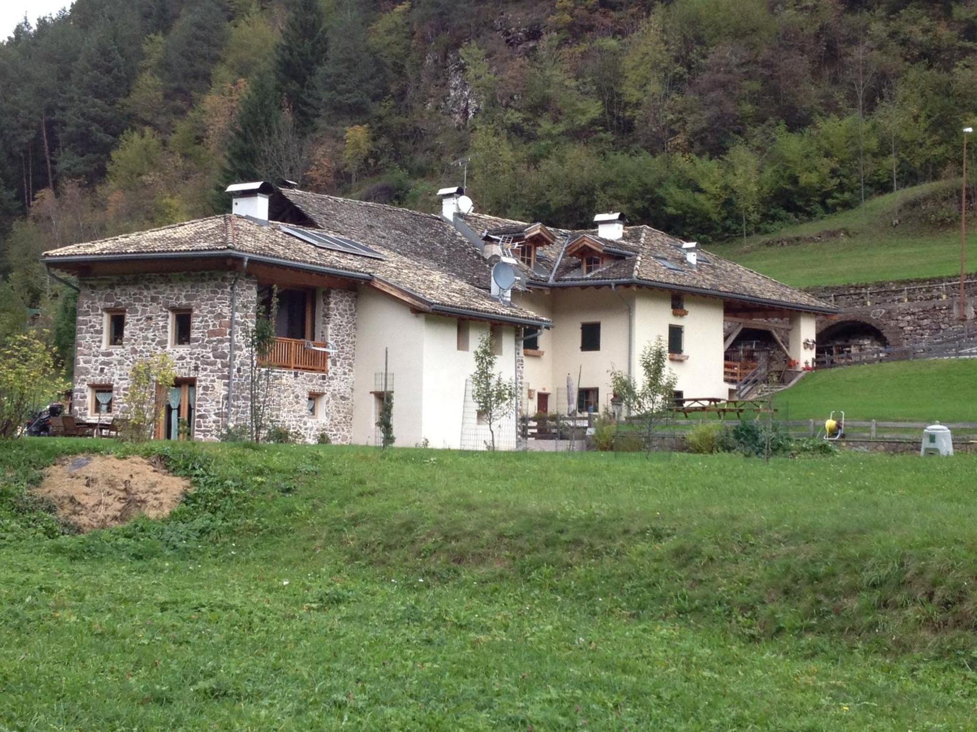 Hotel Maso Toneto à Castello-Molina di Fiemme Extérieur photo
