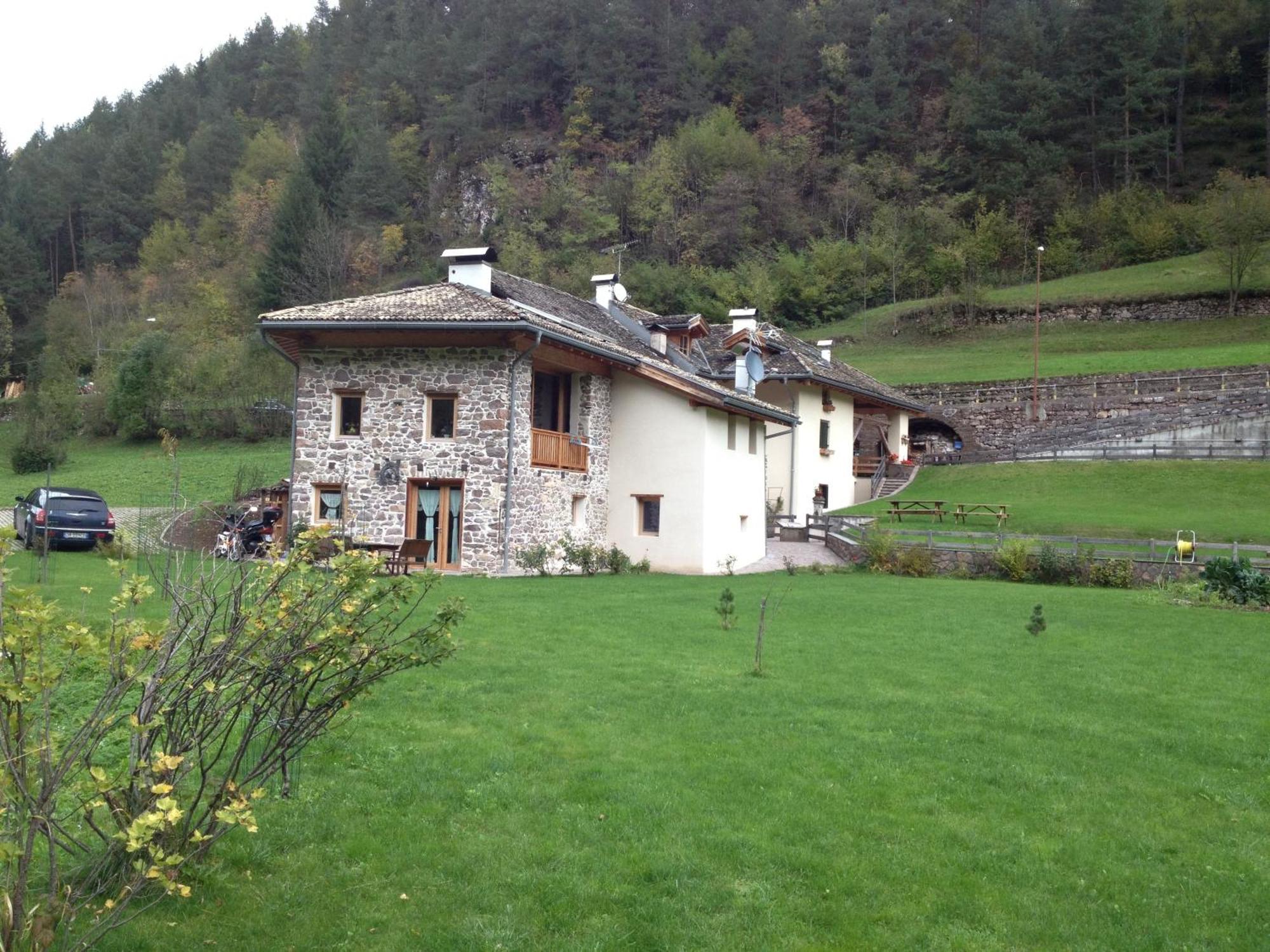 Hotel Maso Toneto à Castello-Molina di Fiemme Extérieur photo